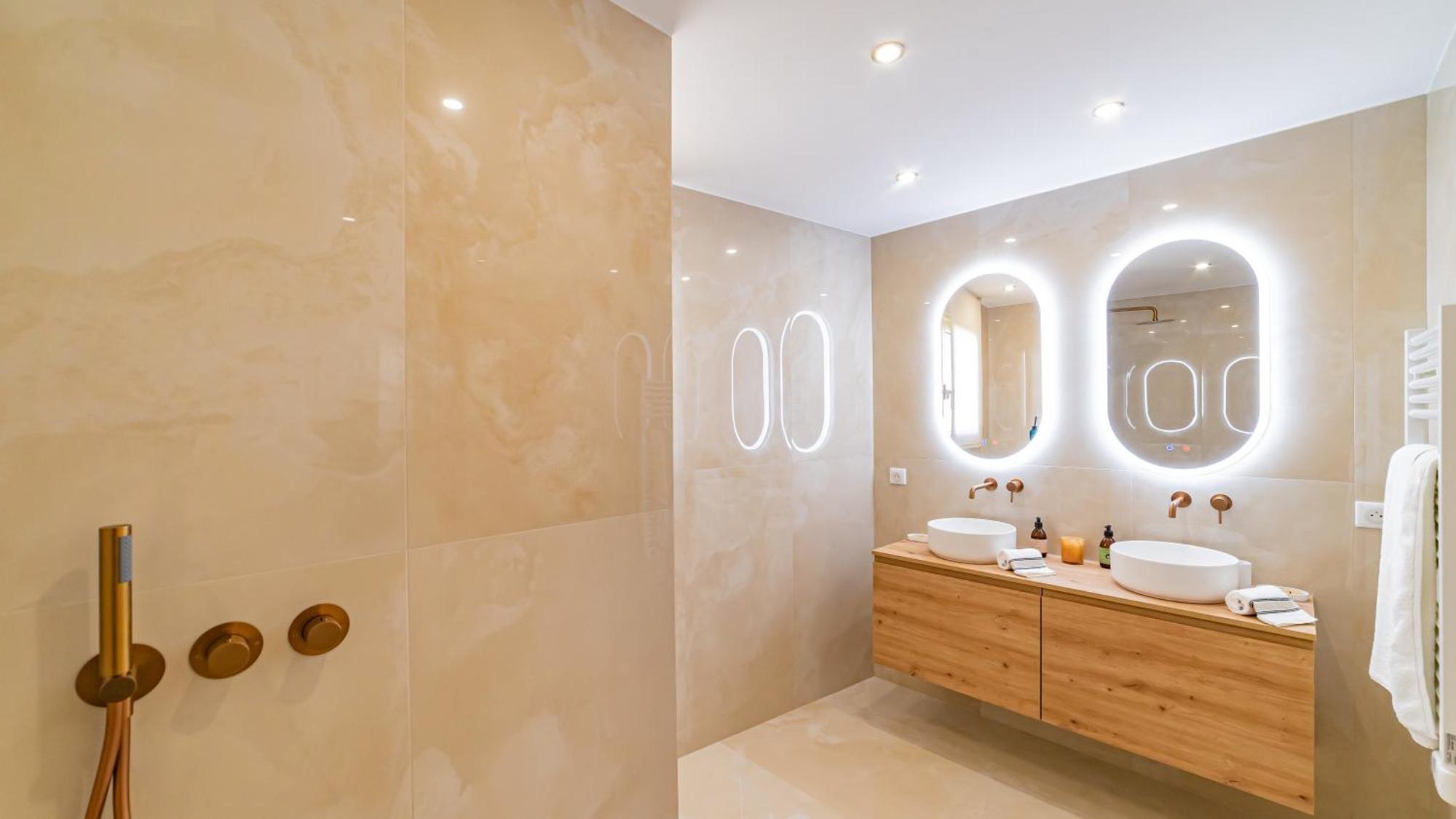Centre Croisette - Dernier Etage - 3 - 3 Salle De Bains- Prime Location Appartement *
